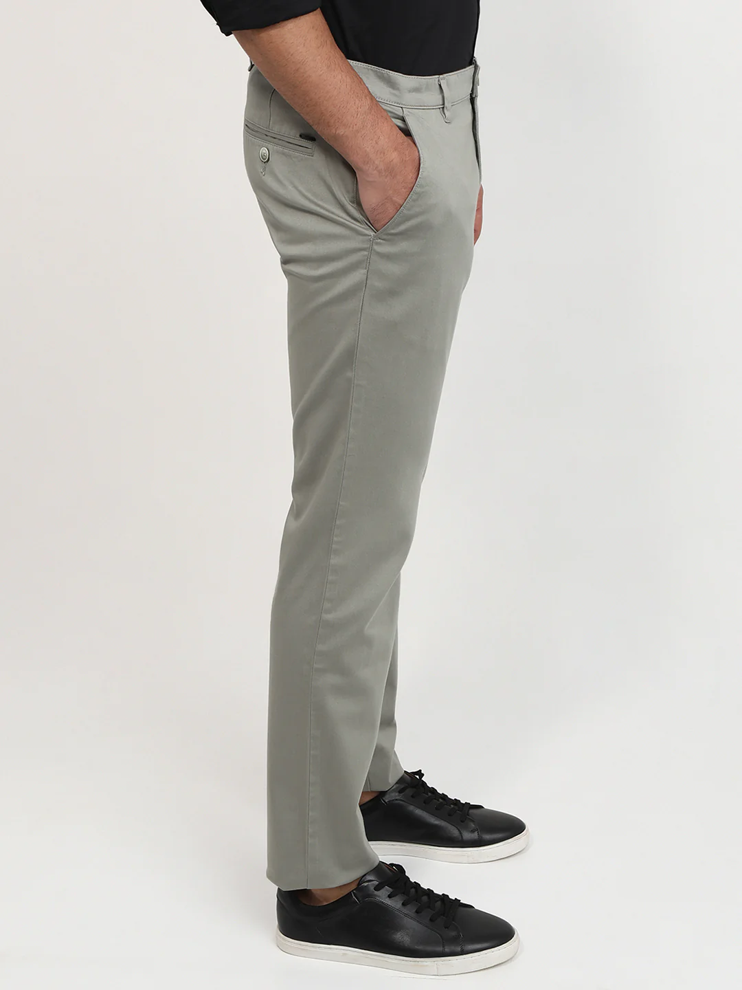 Parx Men Green Solid Low Rise Tapered Fit Cotton Blend Trouser - Image 3