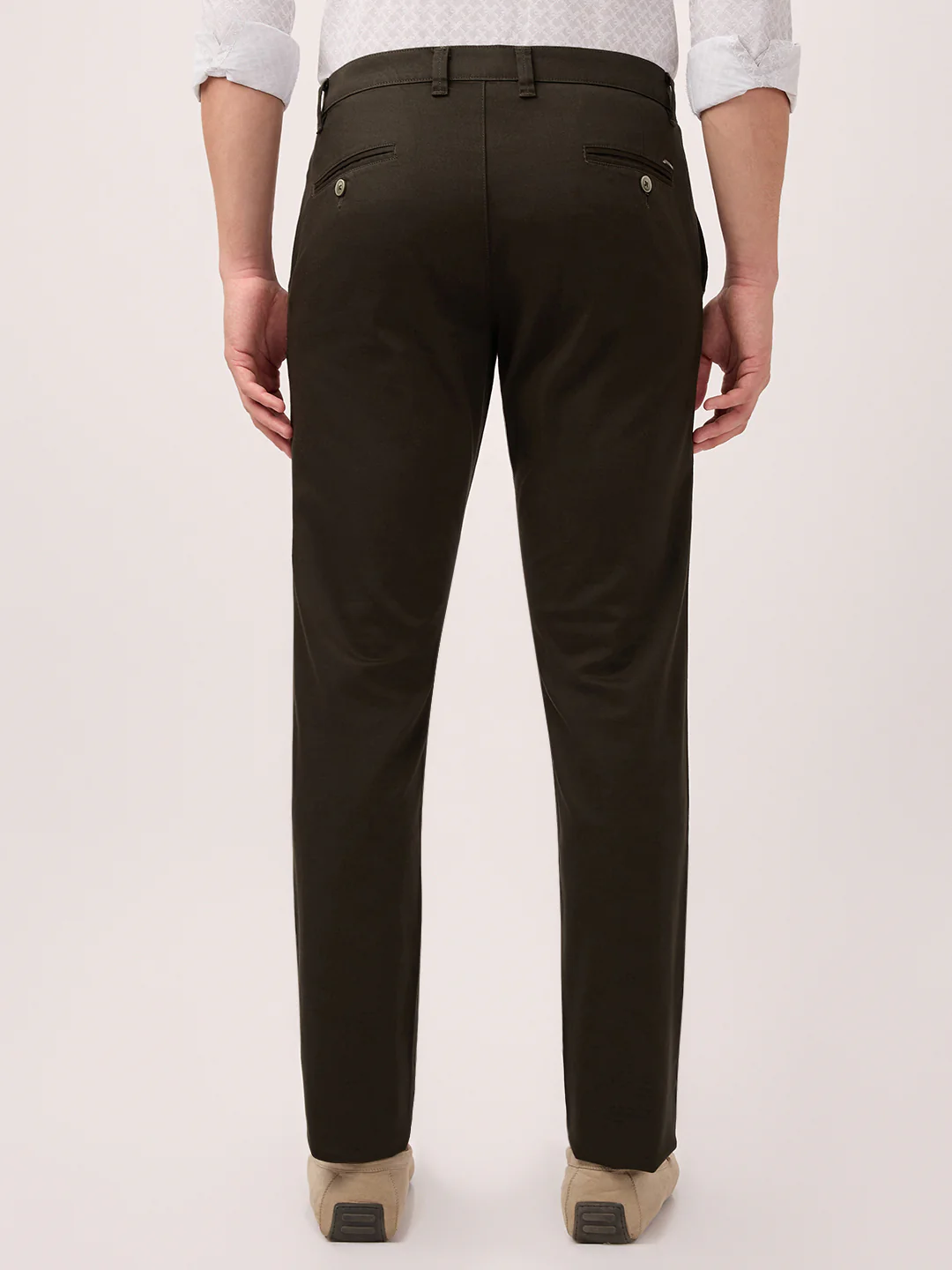 Parx Men Green Solid Low Rise Tapered Fit Cotton Blend Trouser - Image 4