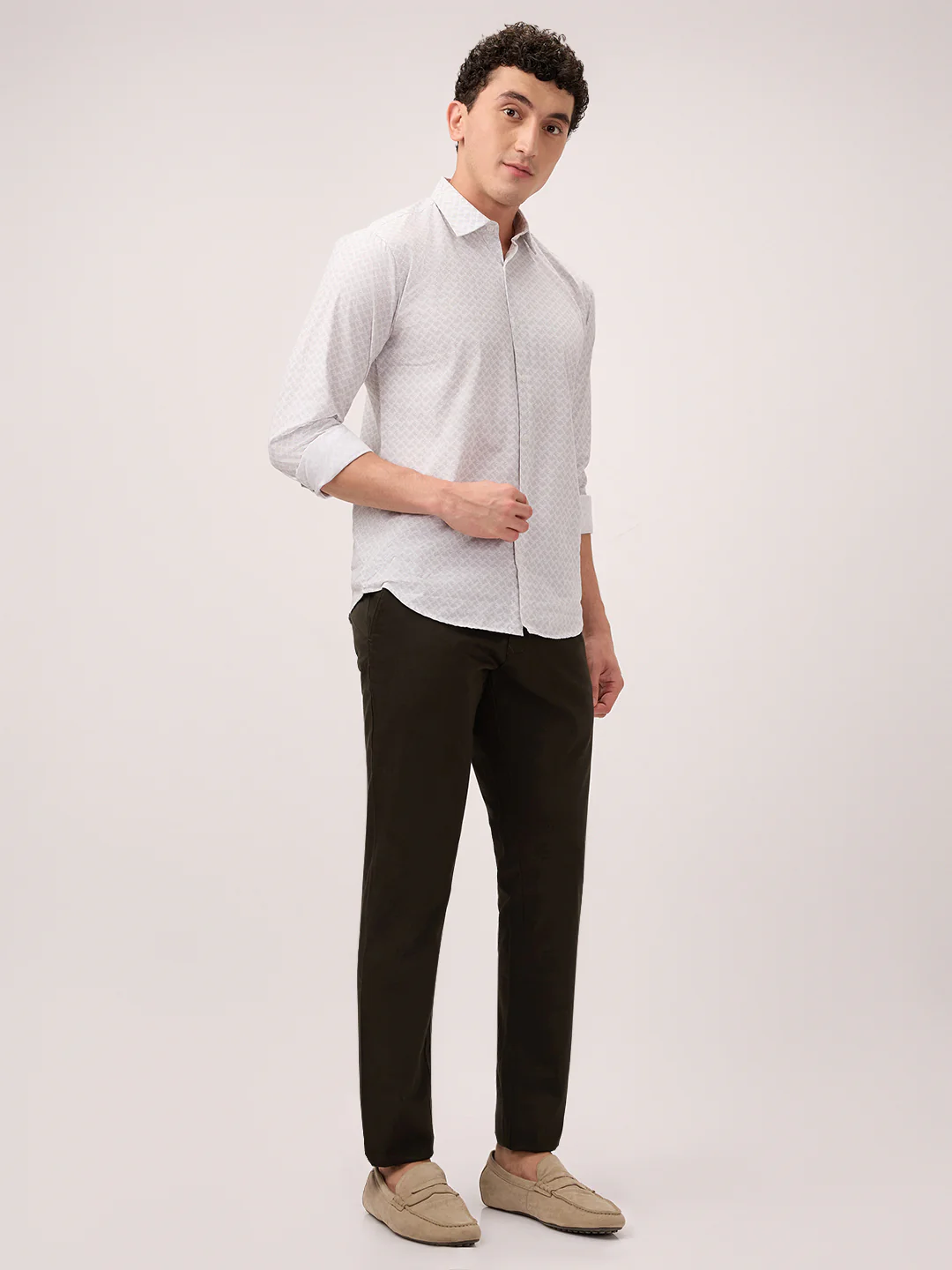 Parx Men Green Solid Low Rise Tapered Fit Cotton Blend Trouser - Image 5