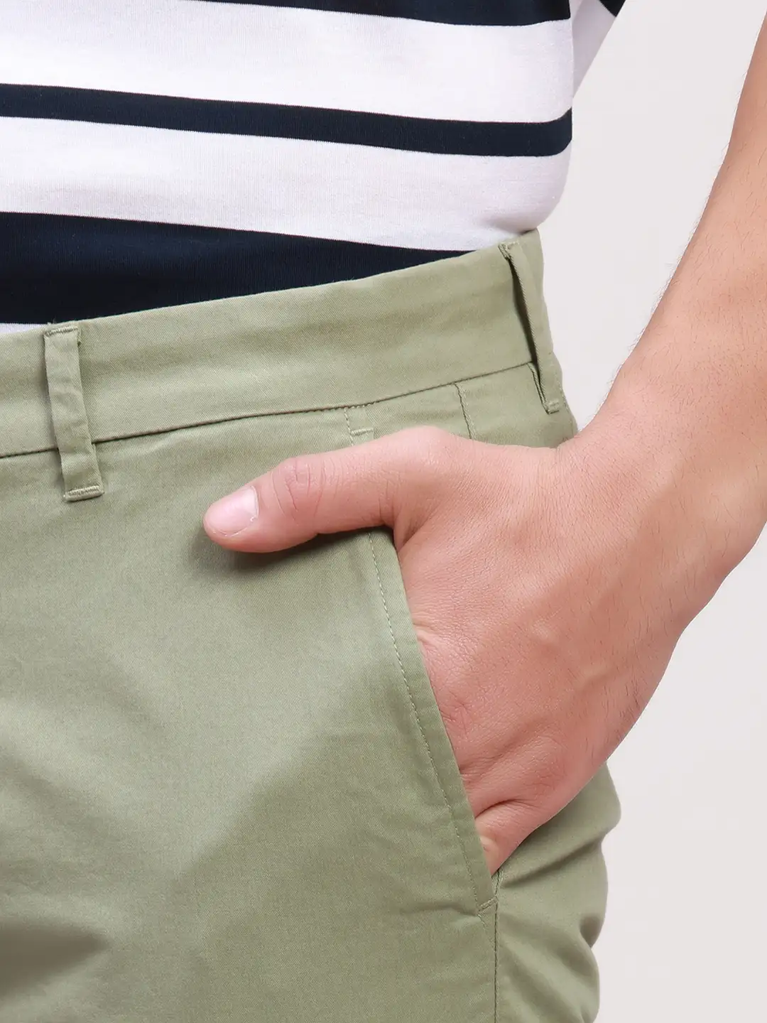 Parx Men Green Solid Lrt Cotton Blend Trousers - Image 6