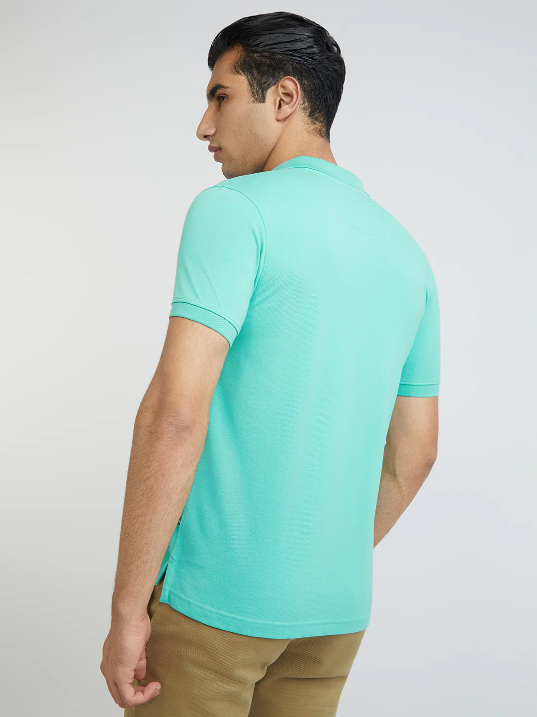 Parx Men Green Solid Regular Fit Cotton Blend T-Shirt - Image 5