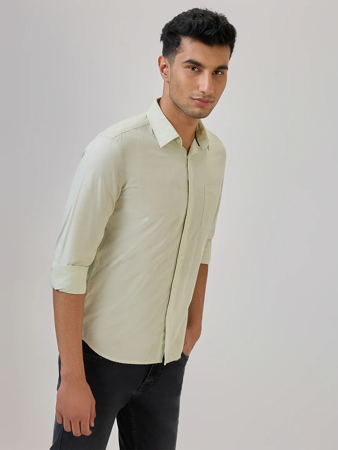 Parx Men Green Solid Slim Fit Cotton Casual Shirt - Image 4