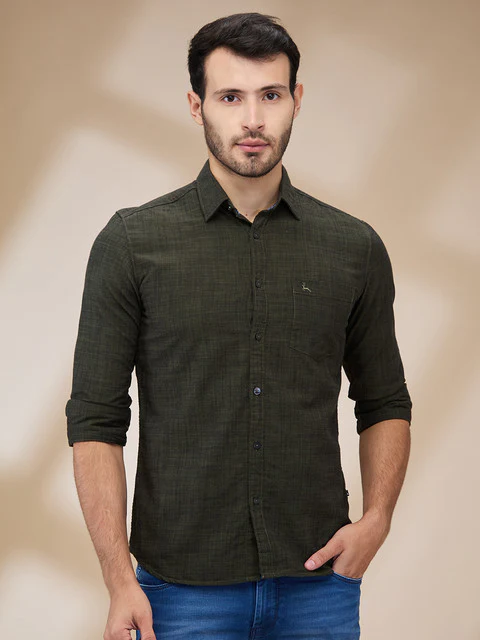 Parx Men Green Solid Slim Fit Cotton Casual Shirts