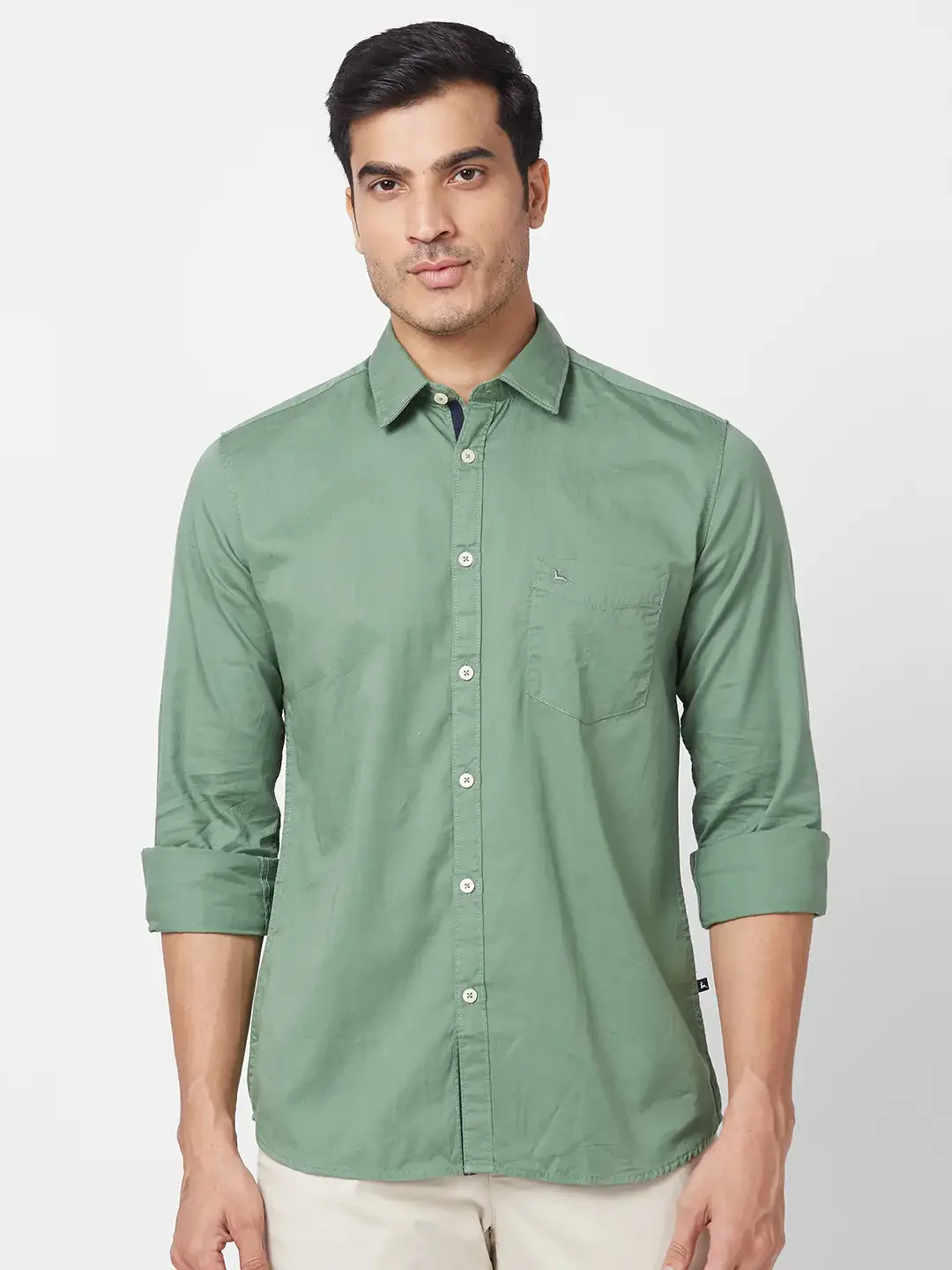 Parx Men Green Solid Slim Fit Cotton Full Sleeve Cutaway Collar Shirt