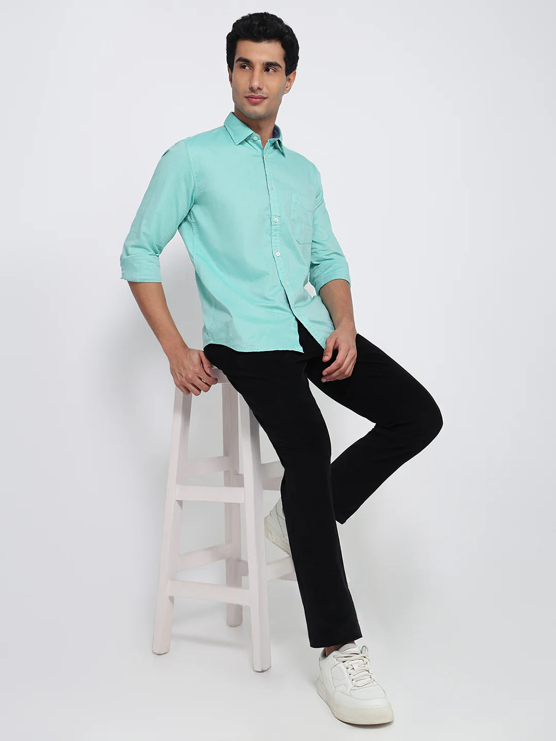 Parx Men Green Solid Slim Fit Cotton Shirt - Image 5