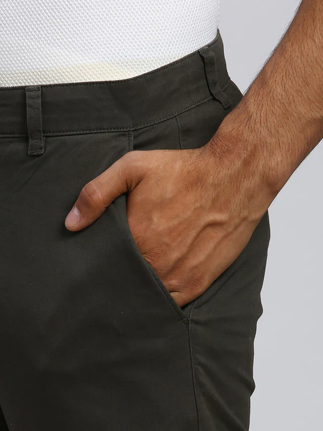 Parx Men Green Solid Tapered Fit Trouser - Image 6