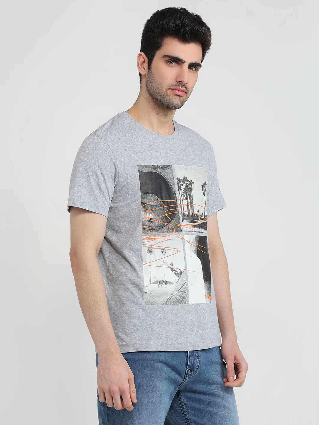 Parx Men Grey Graphic Regular Fit Cotton Blend T-Shirt - Image 3