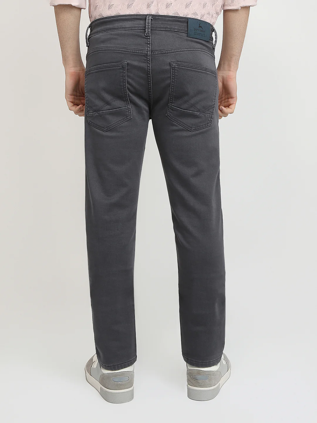 Parx Men Grey Knitted Low Rise Tapered Fit Cotton Blend Jeans - Image 4