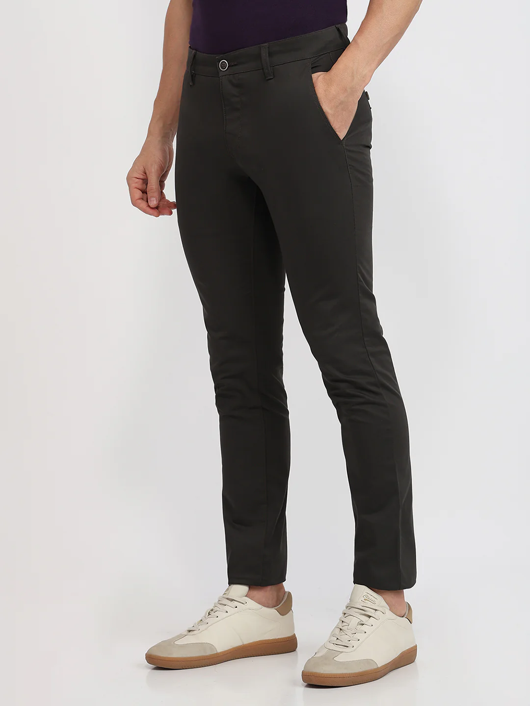 Parx Men Grey Solid Low Rise Tapered Fit Cotton Blend Trouser - Image 2
