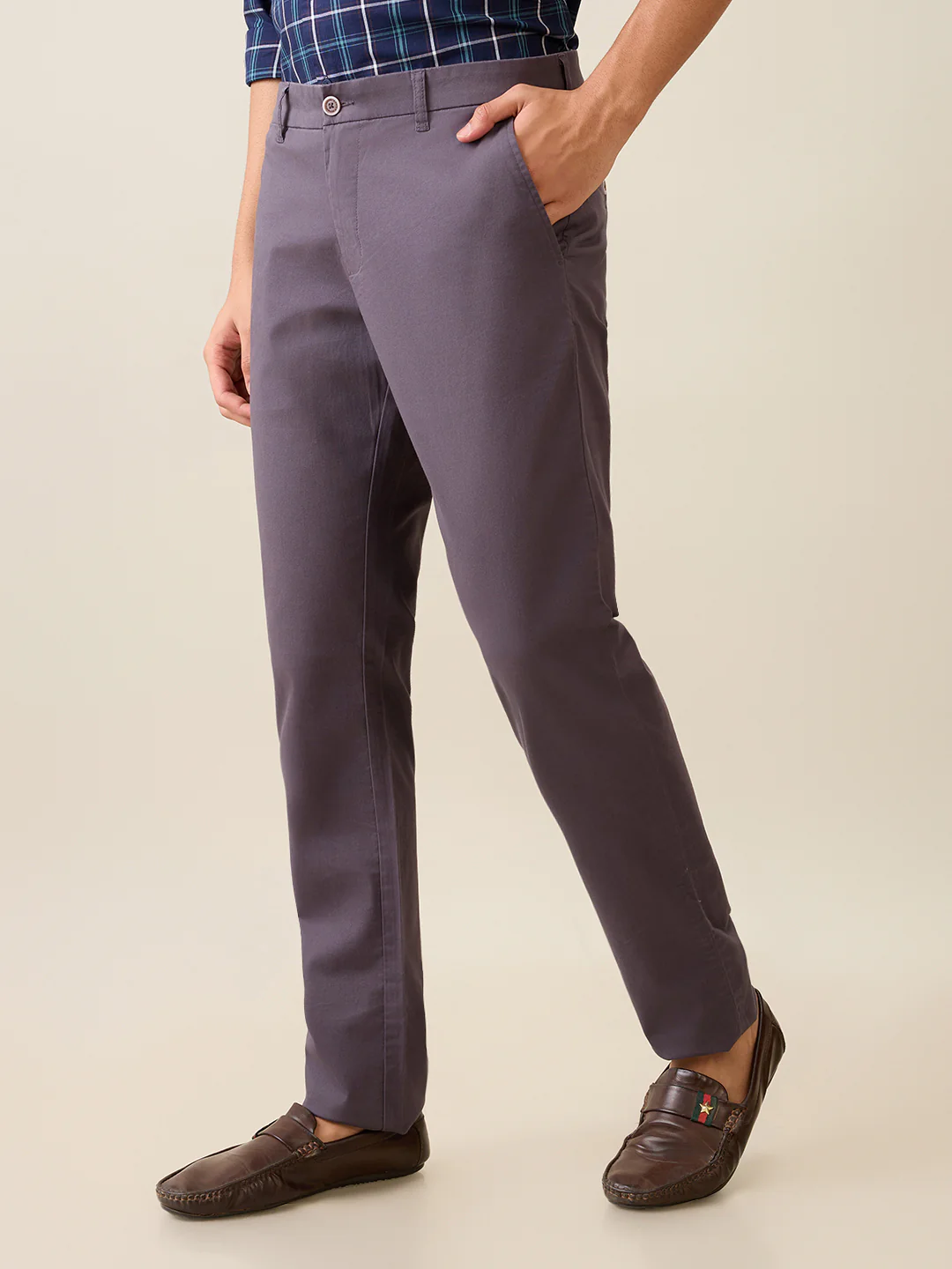 Parx Men Grey Solid Low Rise Tapered Fit Cotton Blend Trouser - Image 2