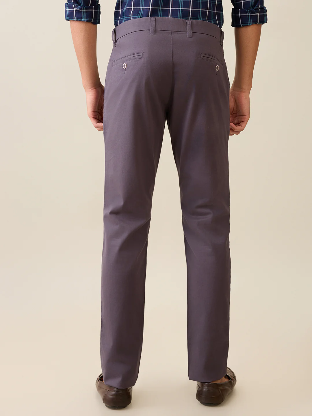 Parx Men Grey Solid Low Rise Tapered Fit Cotton Blend Trouser - Image 4