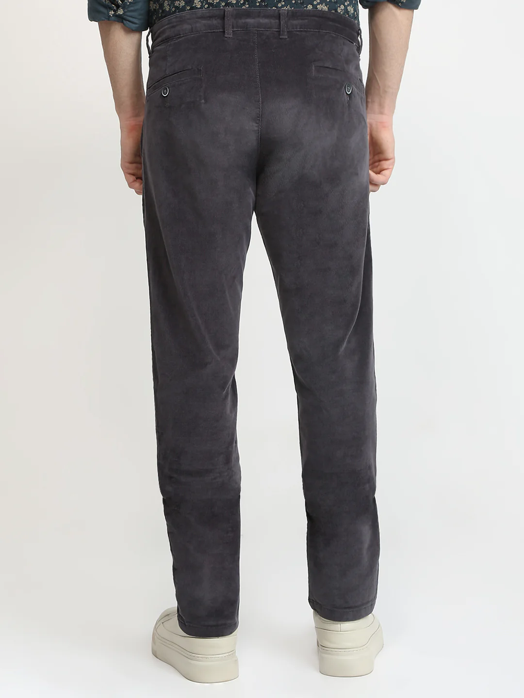 Parx Men Grey Solid Low Rise Tapered Fit Cotton Blend Trouser - Image 4