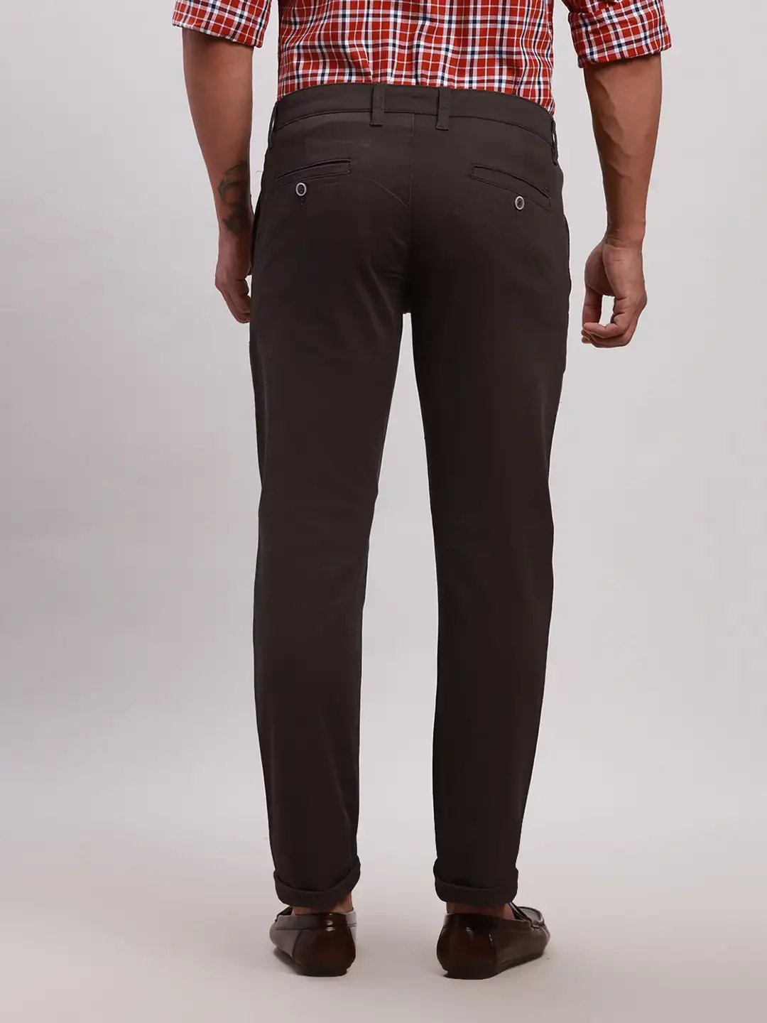 Parx Men Grey Tapered Fit Solid Cotton Spandex Trouser - Image 4