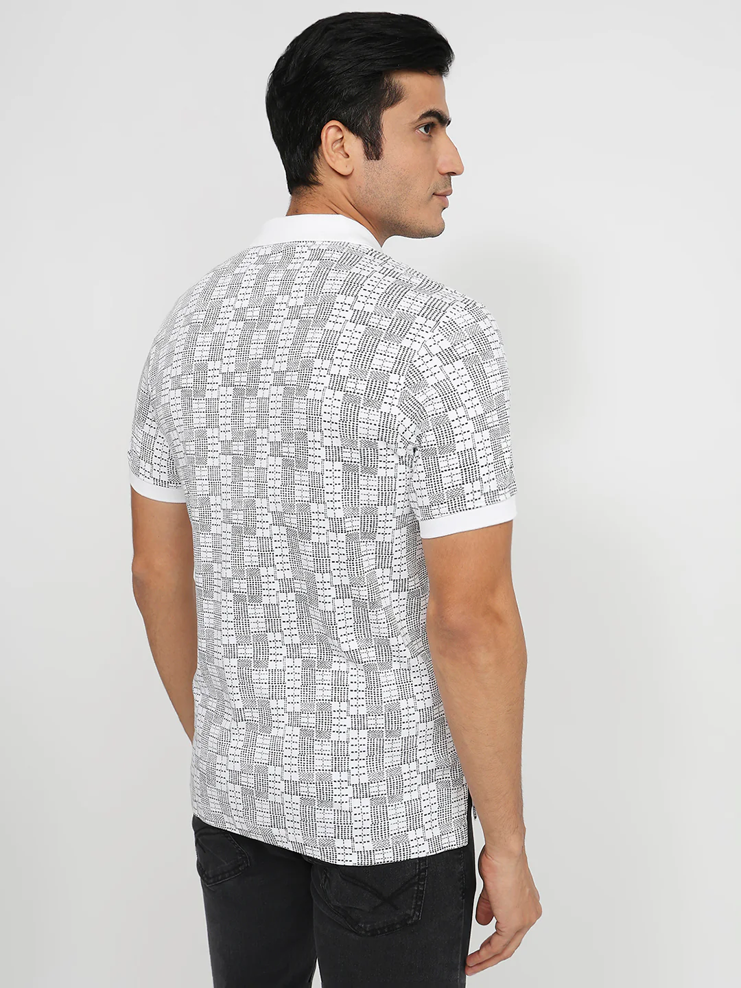 Parx Men White Print Regular Fit Cotton T-shirt - Image 4