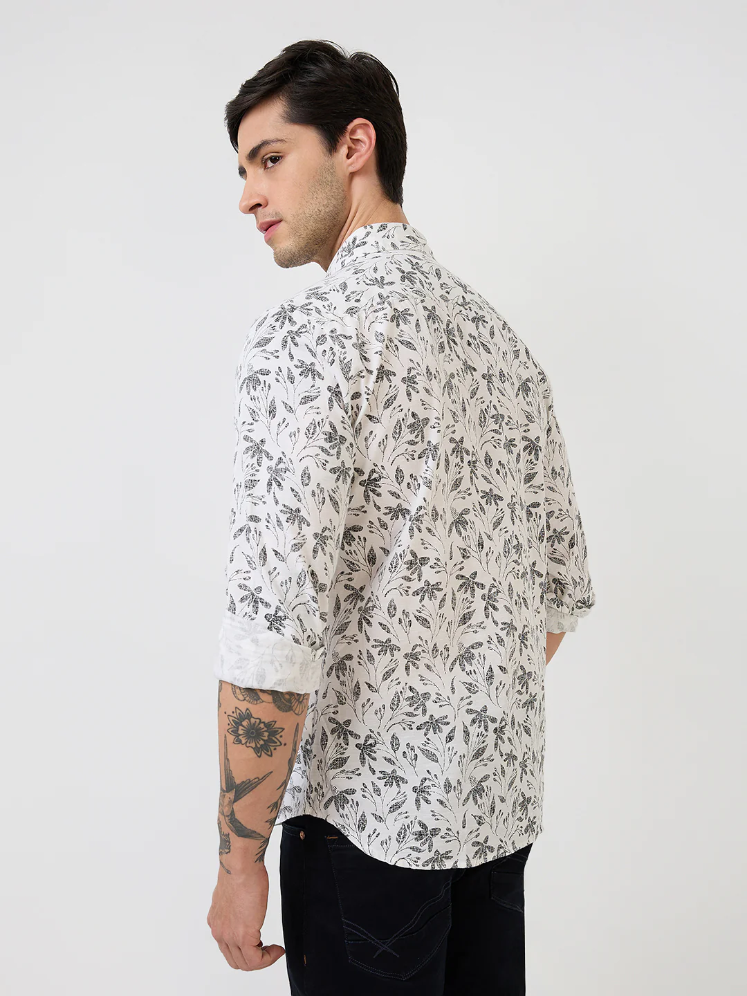 Parx Men White Print Slim Fit Cotton Casual Shirt - Image 5