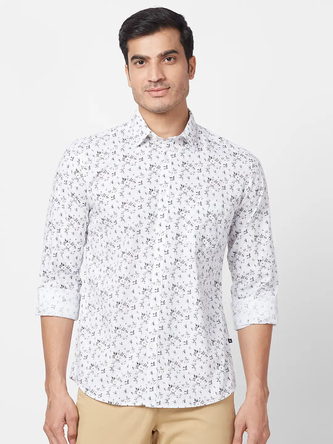 Parx Men White Print Slim Fit Cotton Full Sleeve Cutaway Collar Shirt