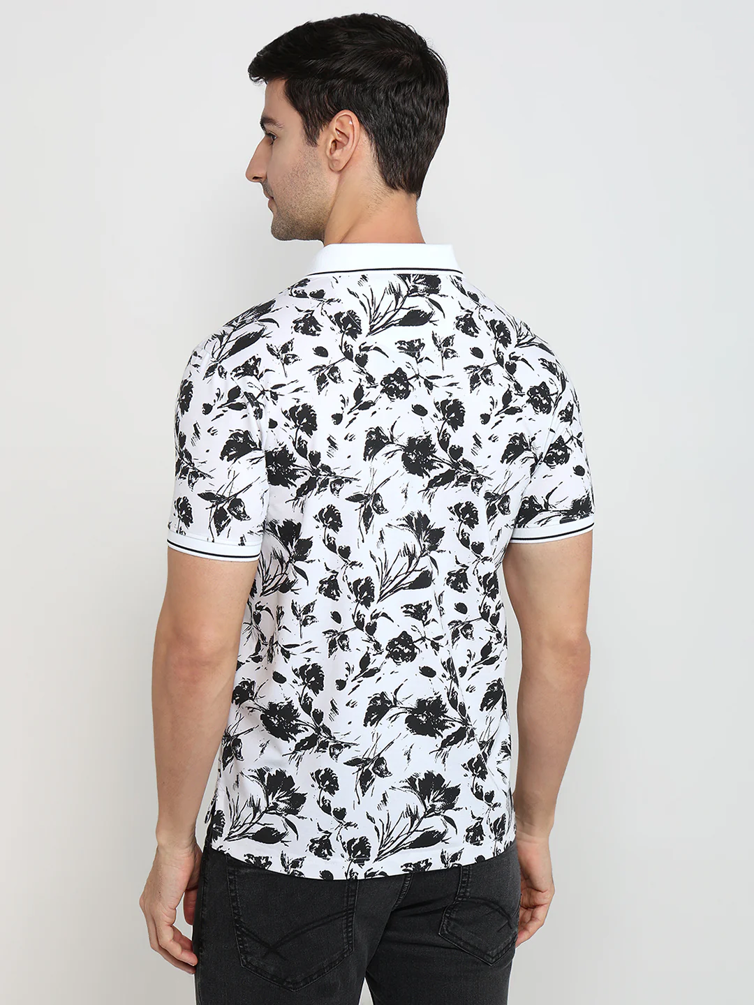 Parx Men White Printed Regular Fit Rayon Blend T-Shirt - Image 4