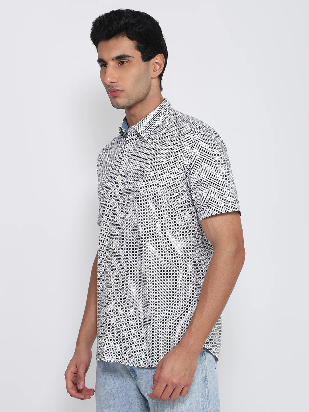 Parx Men White Printed Slim Fit Cotton Casual Shirt - Image 2