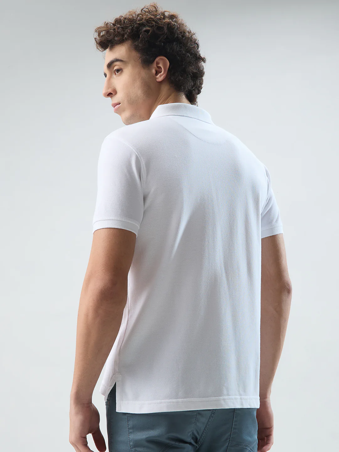 Parx Men White Solid Regular Fit Cotton Blend T-shirt - Image 4