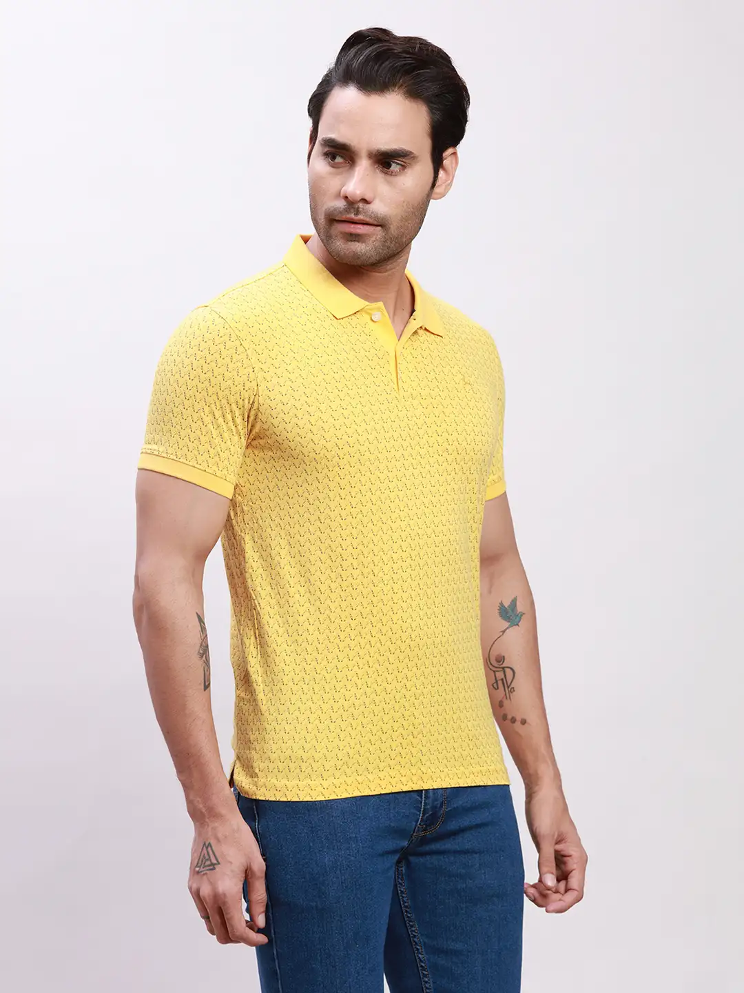 Parx Men Yellow Print Regular Fit Cotton T-Shirt - Image 2