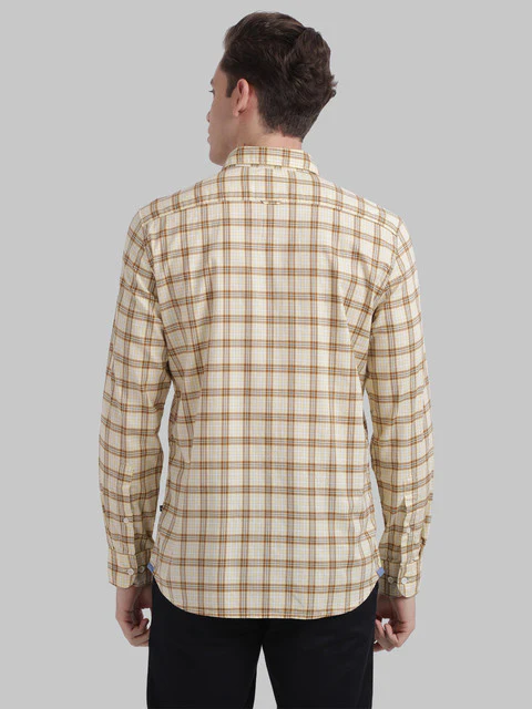 Parx Men Yellow Slim Fit Checks Full Sleeve Cutaway Collar Shirt - Image 4
