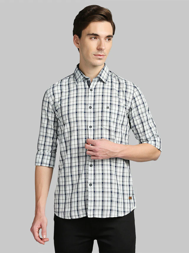 Parx White Checks Slim Fit Cotton Casual Shirt