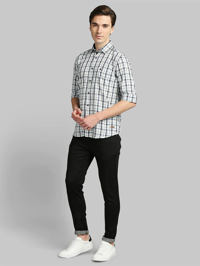Parx White Checks Slim Fit Cotton Casual Shirt - Image 5