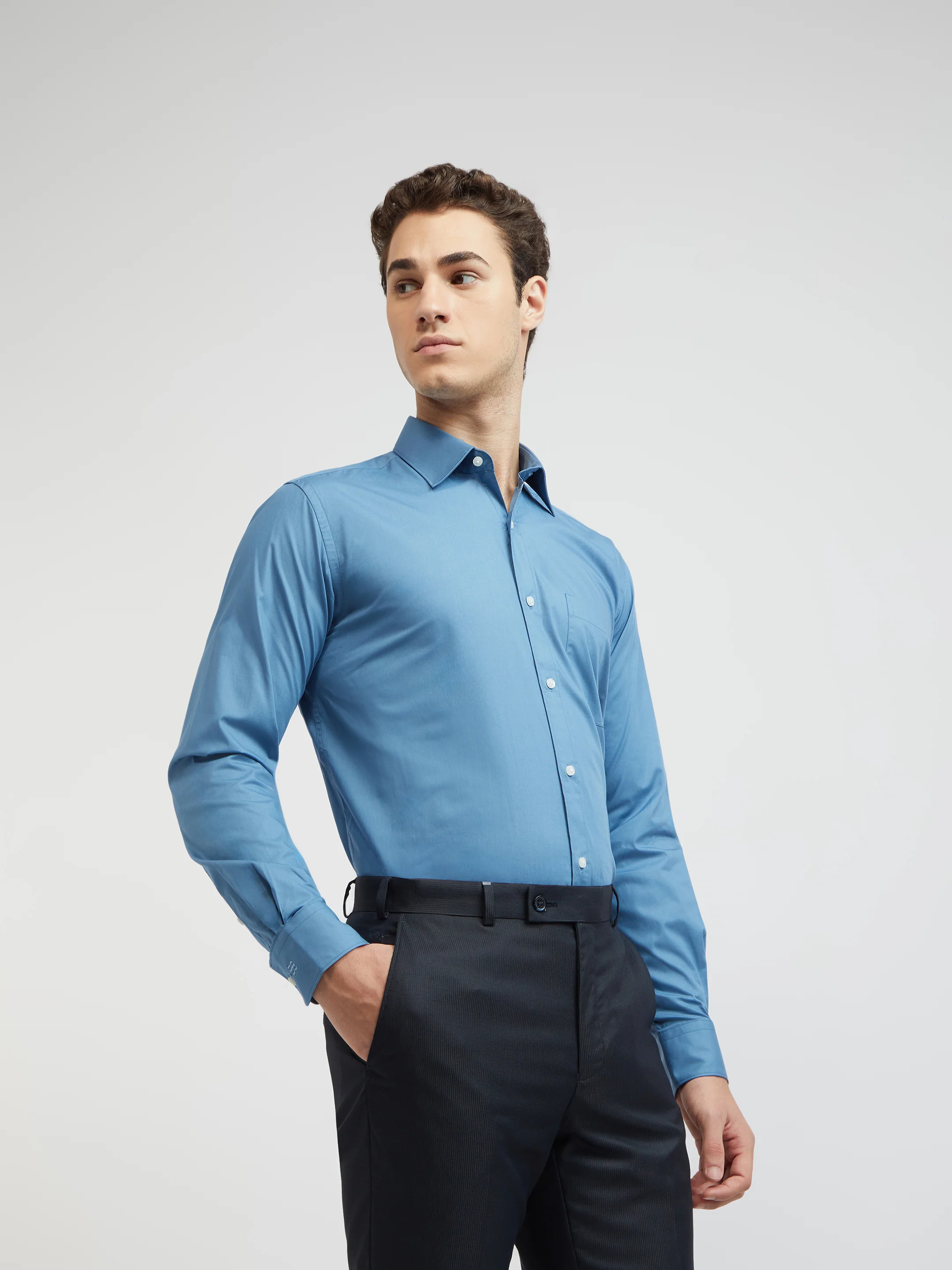 Raymond Men Blue Regular Fit Solid Formal Shirt - Image 3