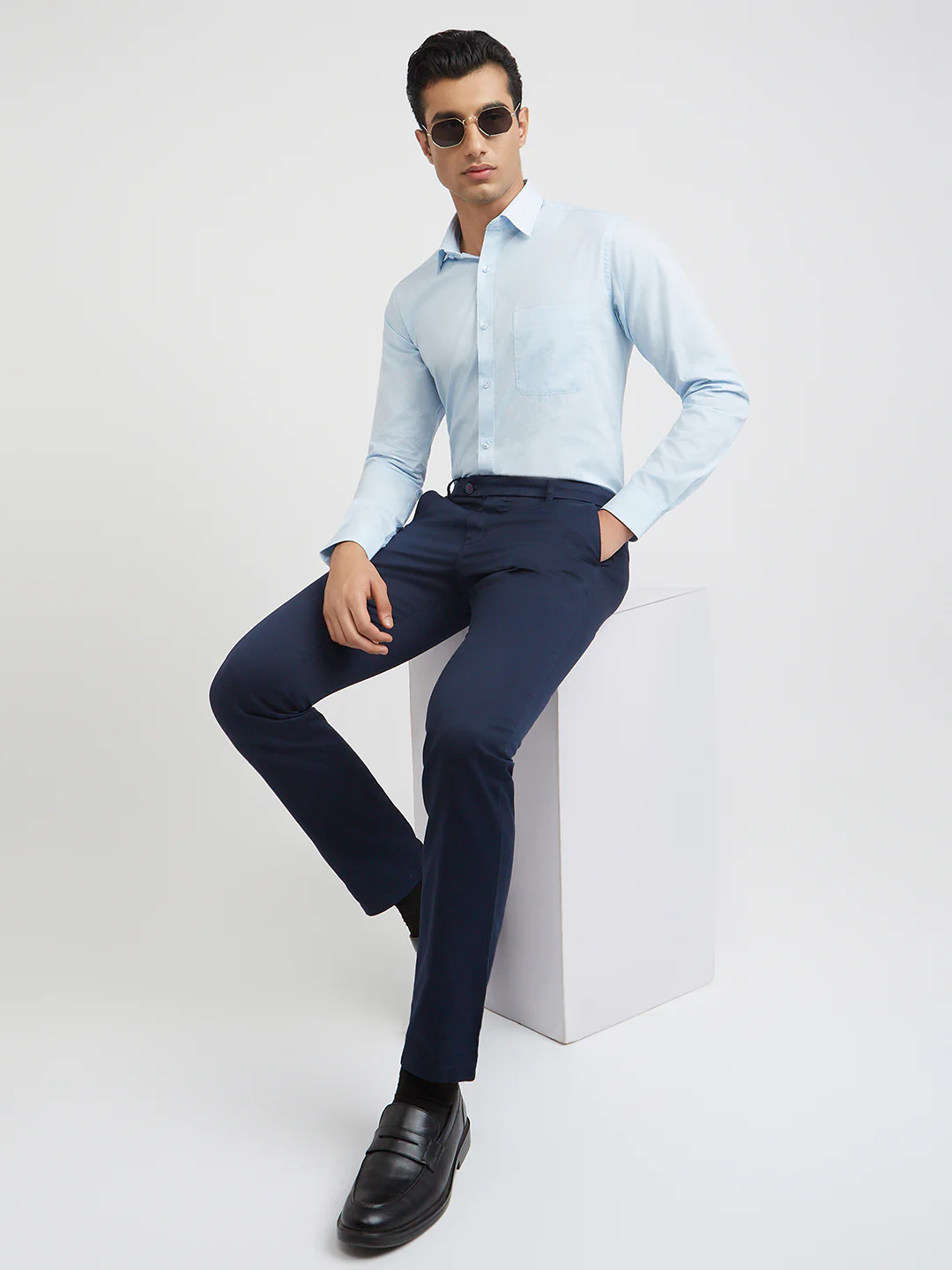 Raymond Men Blue Slim Fit Solid Formal Shirt - Image 6