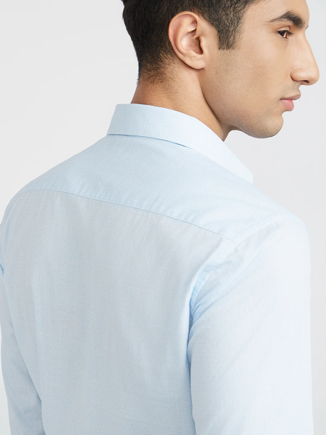Raymond Men Blue Slim Fit Solid Formal Shirt - Image 7