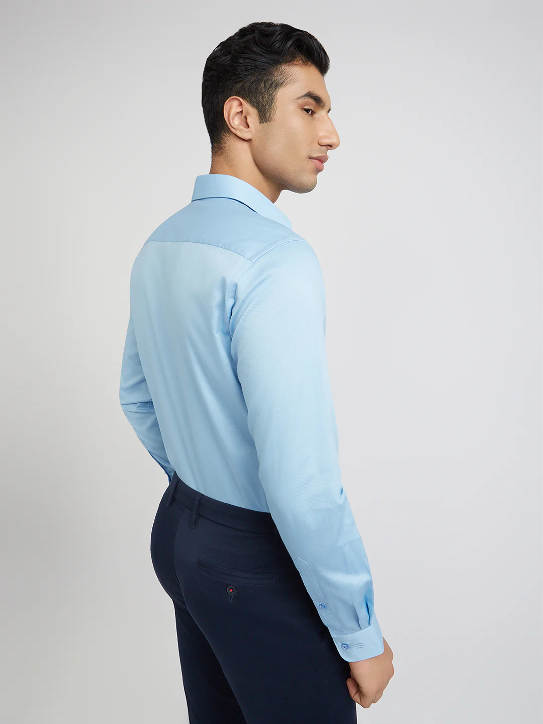 Raymond Blue Solid Slim Fit Full Sleeve Cotton Shirt - Image 4