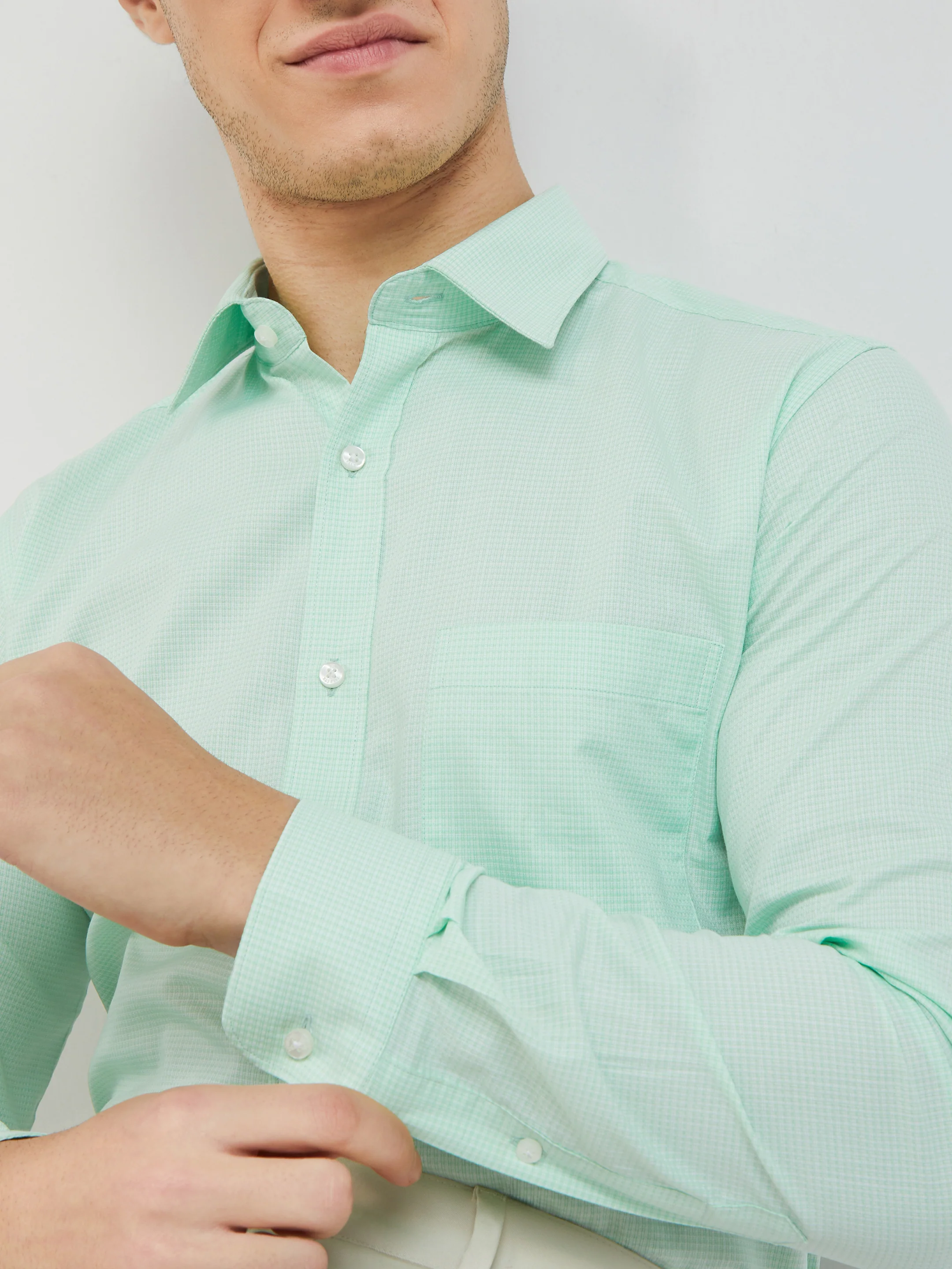 Raymond Green Checks Slim Fit Full Sleeve Cotton Shirt - Image 7