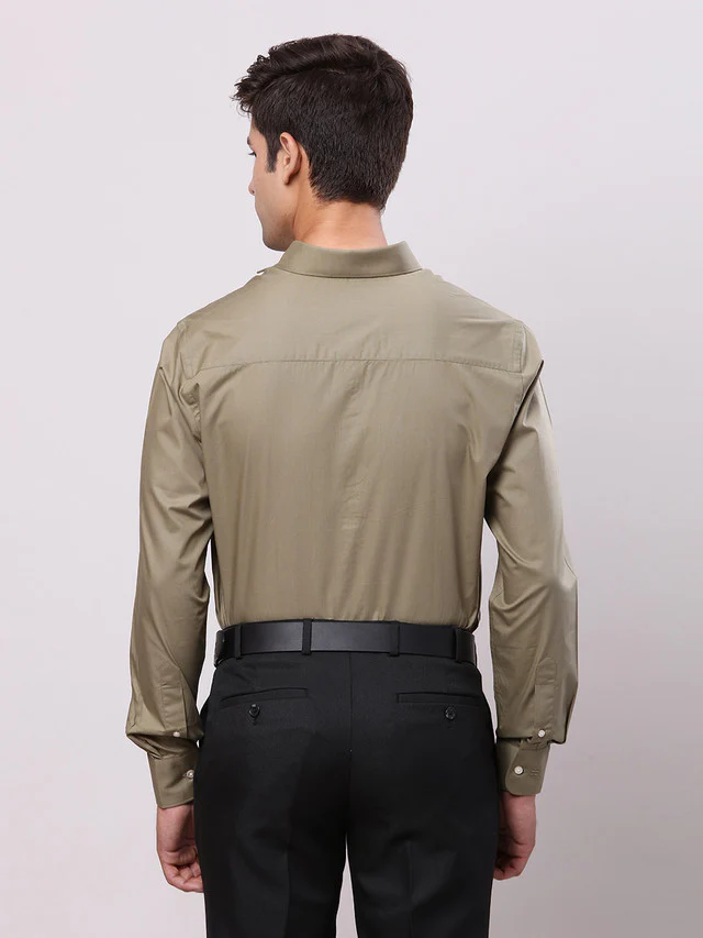 Raymond Green Solid Regular Fit Cotton Formal Shirt - Image 4
