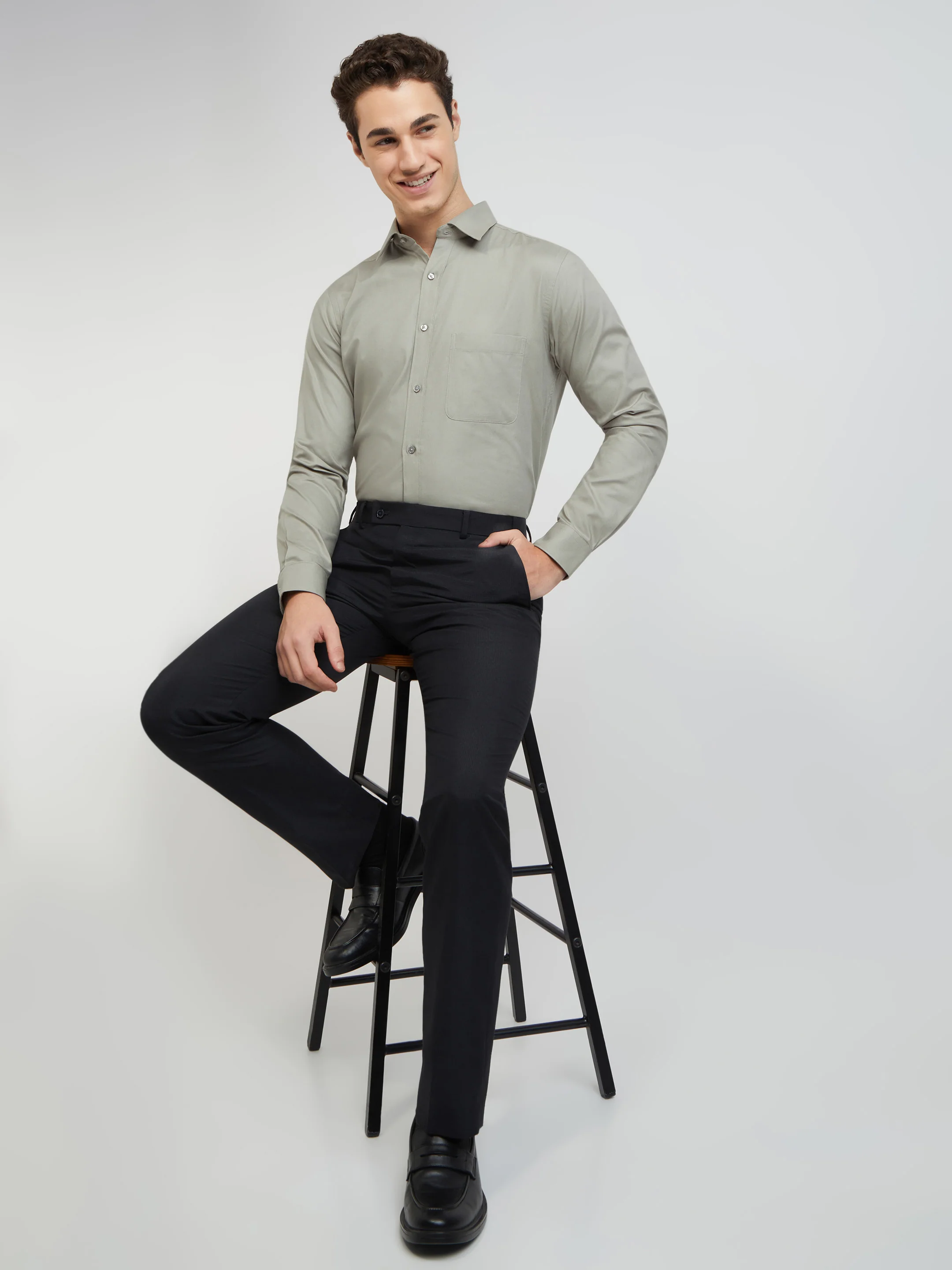 Raymond Grey Solid Slim Fit Full Sleeve Cotton Shirt - Image 2
