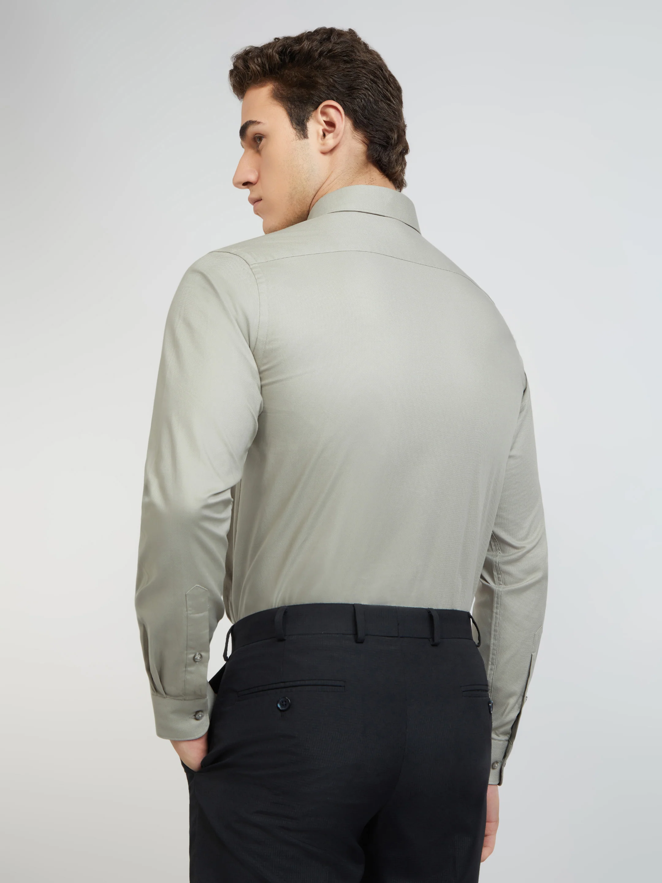 Raymond Grey Solid Slim Fit Full Sleeve Cotton Shirt - Image 5