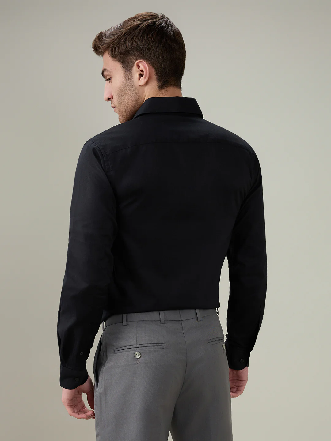 Raymond Men Black Solid Chambray Slim Fit Cotton Full Sleeve Formal Shirt - Image 4