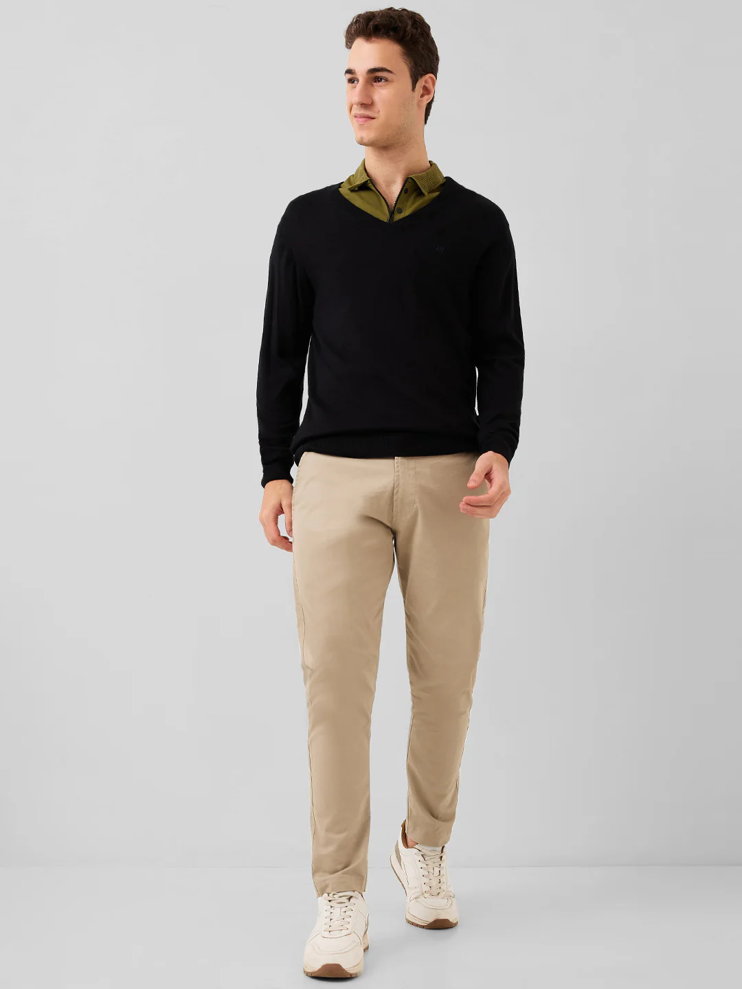 Raymond Men Black Solid Contemporary Fit Silk Blend Sweatshirt - Image 4
