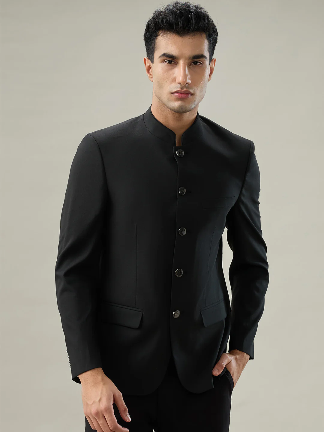 Raymond Men Black Solid Regular Fit Polyester Blend Blazer