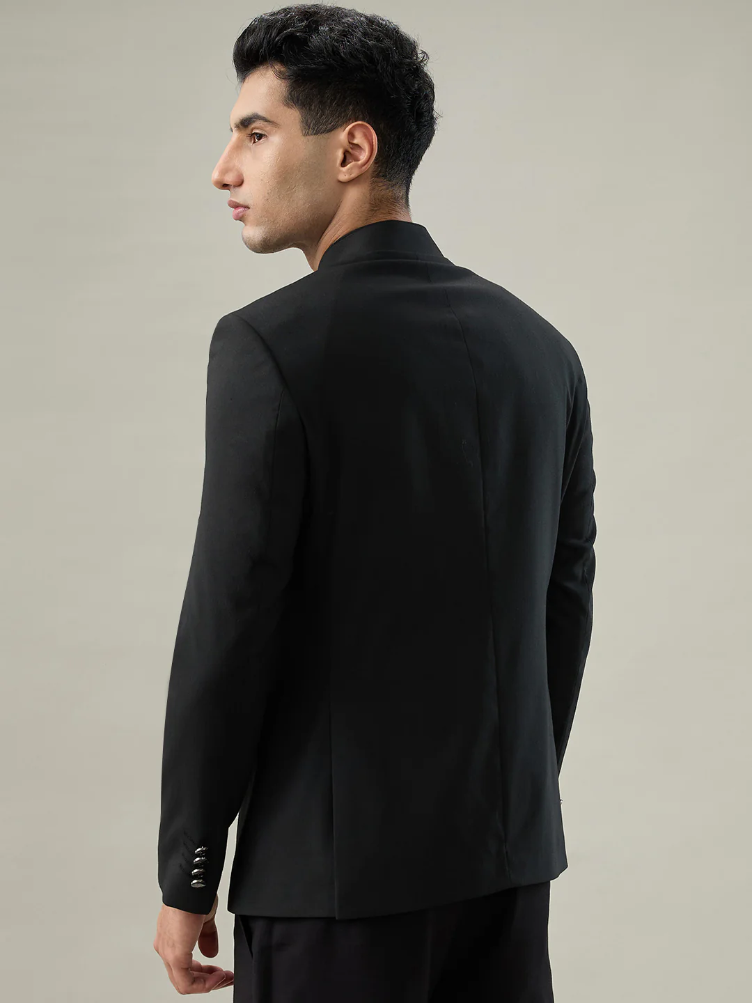 Raymond Men Black Solid Regular Fit Polyester Blend Blazer - Image 4