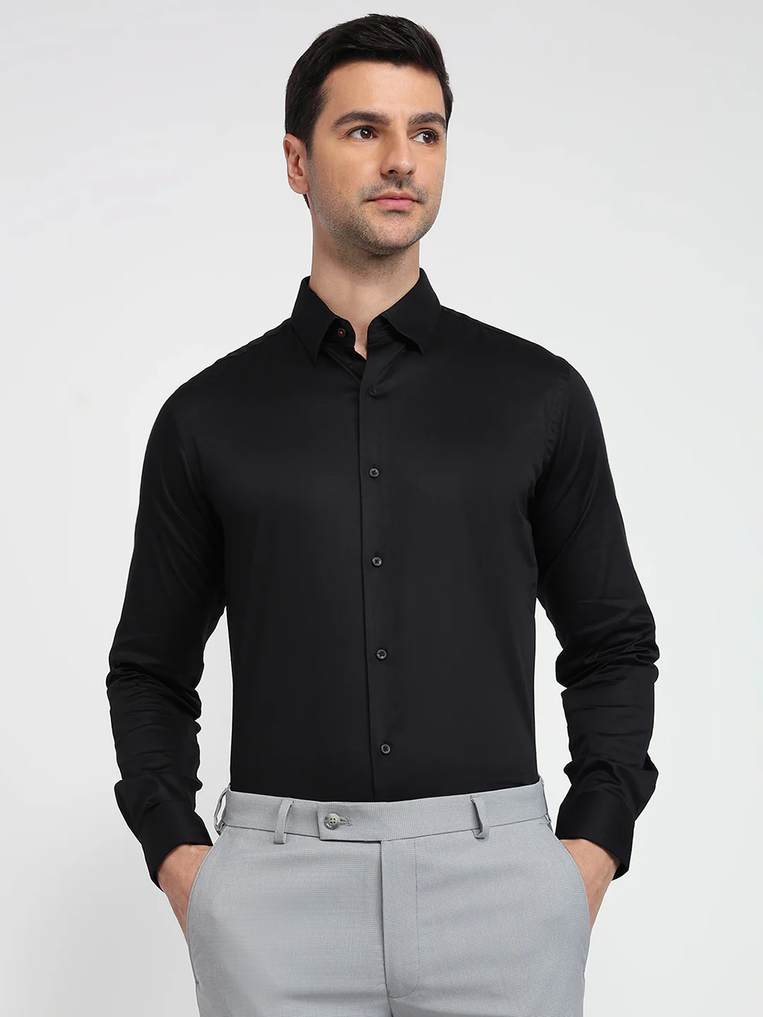 Raymond Men Black Solid Slim Fit Cotton Blend Shirt