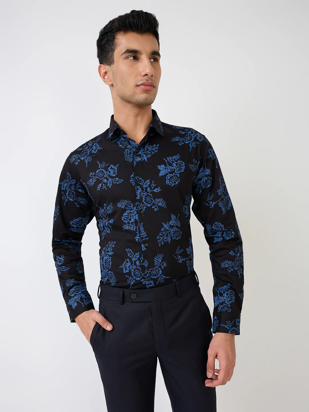 Raymond Men Black Solid Slim Fit Cotton Casual Shirt