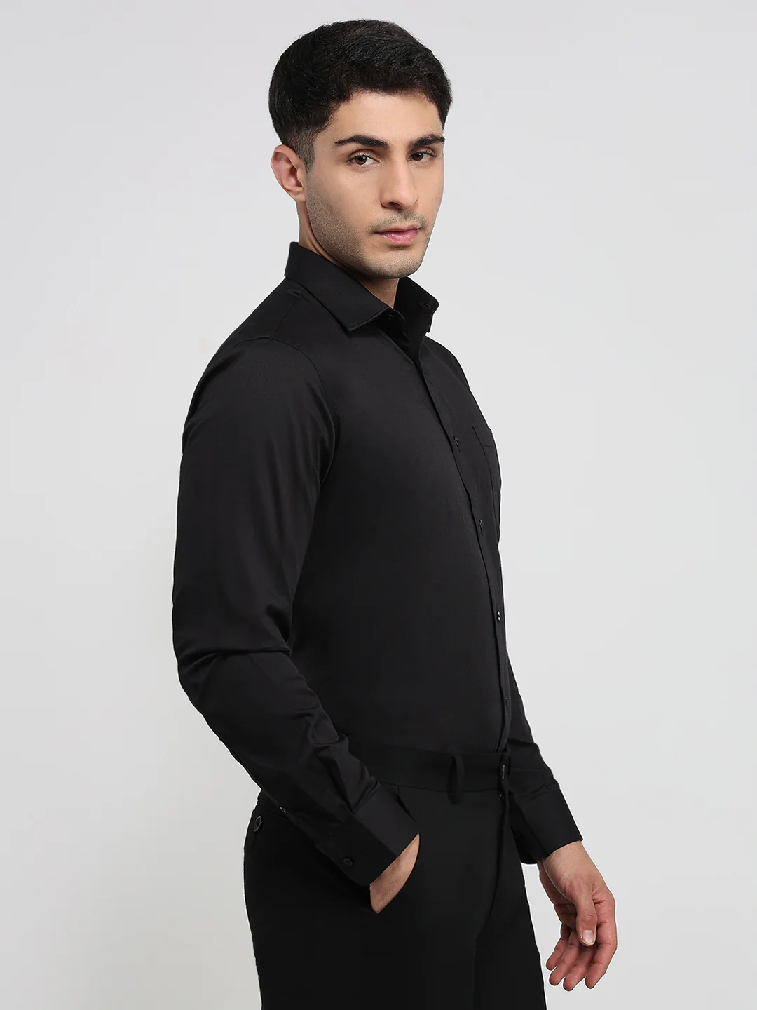 Raymond Men Black Solid Slim Fit Cotton Shirt - Image 3
