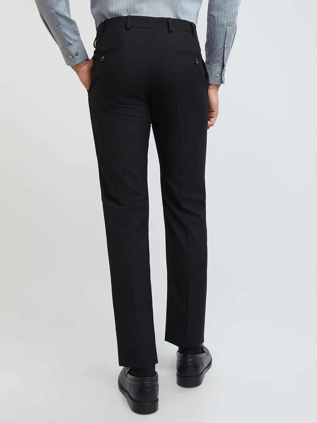 Raymond Men Black Solid Slim Fit Polyester Blend Trouser - Image 4