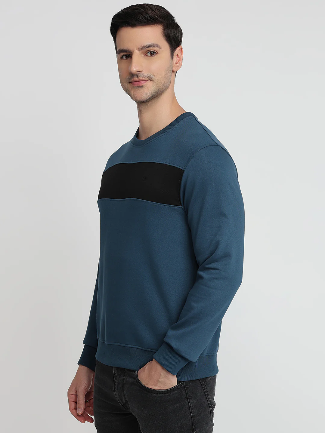 Raymond Men Blue Colorblock Regular Fit Cotton Blend Sweatshirt - Image 2
