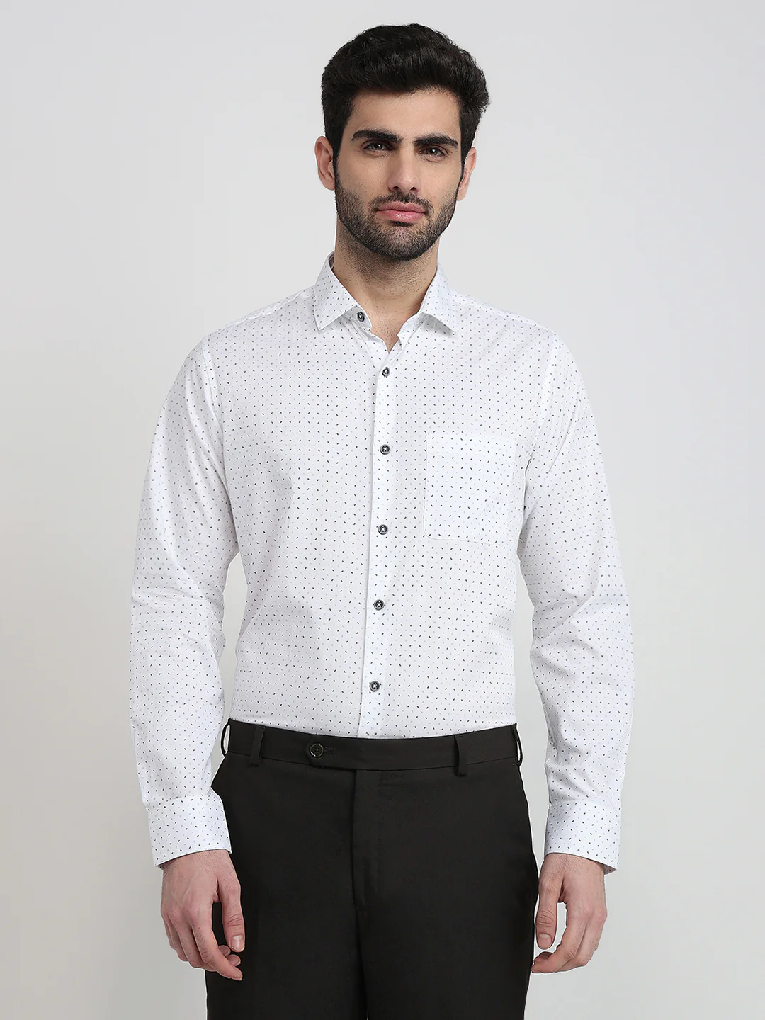 Raymond Men Blue Printed Slim Fit Cotton Full Sleeve Cut Away Collar Casual Shirt