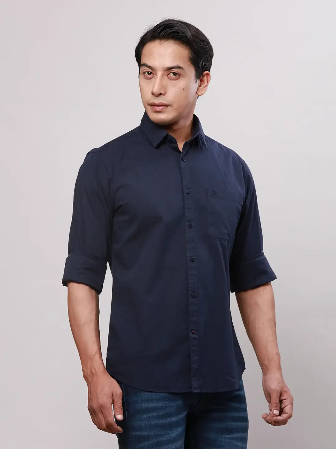 Raymond Men Blue Slim Fit Solid Cotton Regular Collar Shirts - Image 2