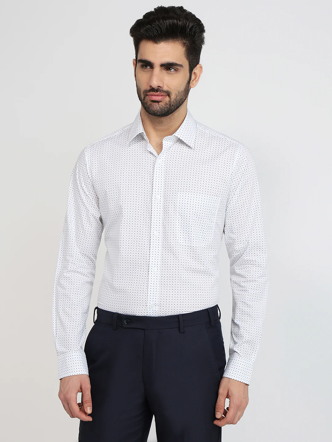 Raymond Men Blue Solid Chambray Slim Fit Cotton Formal Shirt