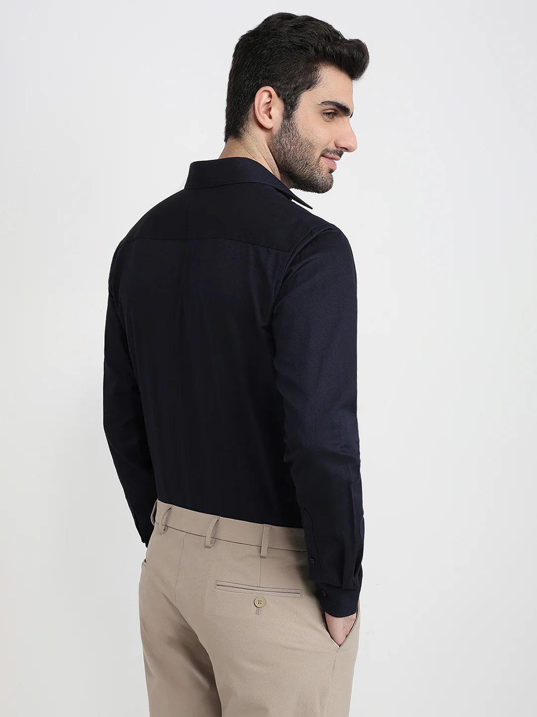 Raymond Men Blue Solid Chambray Slim Fit Cotton Full Sleeve Formal Shirt - Image 4