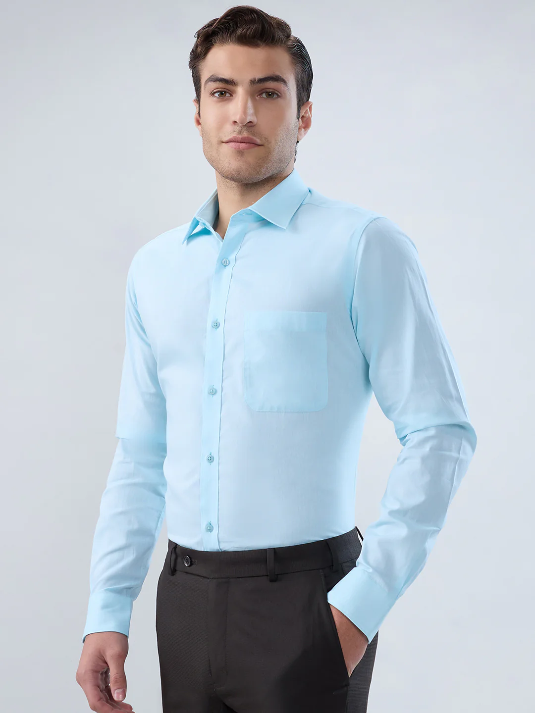 Raymond Men Blue Solid Chambray Slim Fit Cotton Shirt - Image 3