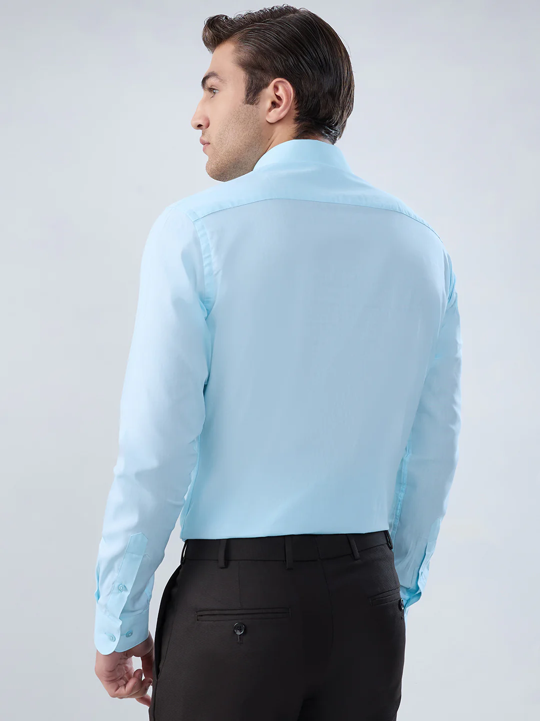 Raymond Men Blue Solid Chambray Slim Fit Cotton Shirt - Image 4